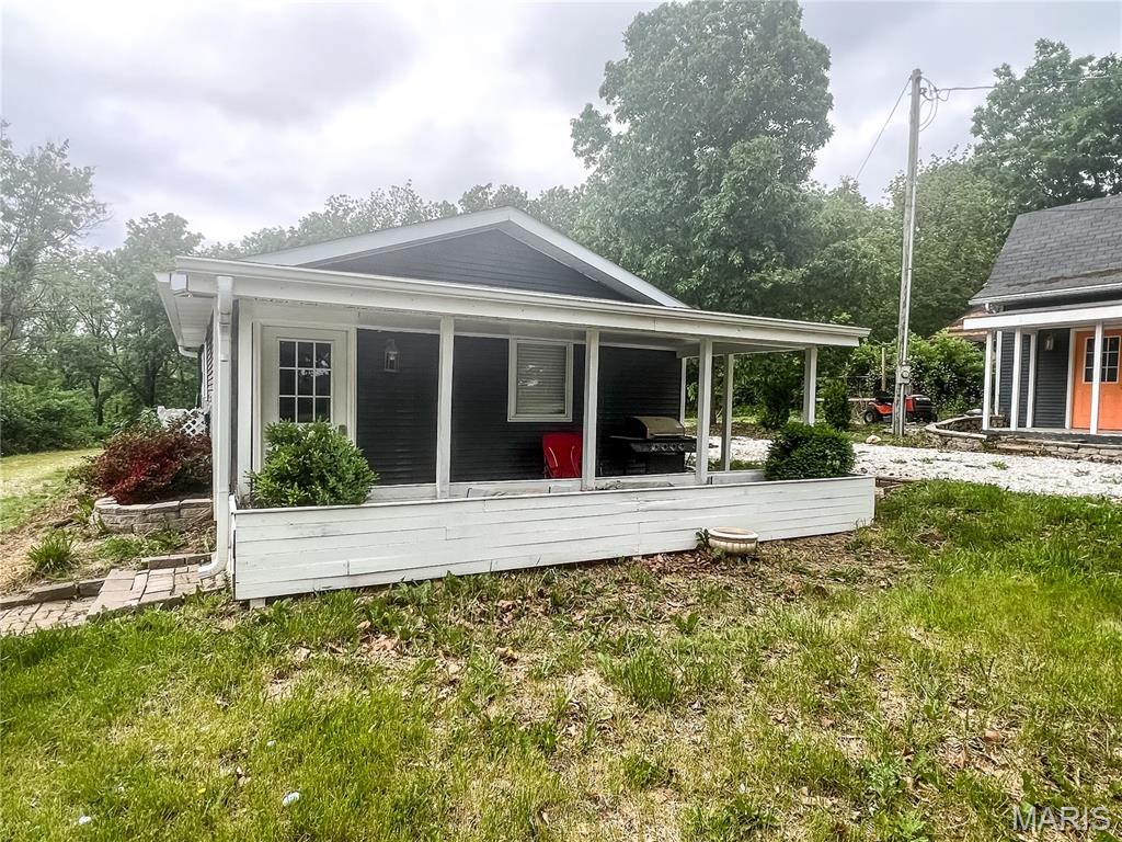 408 E Monroe Street Property Photo 1