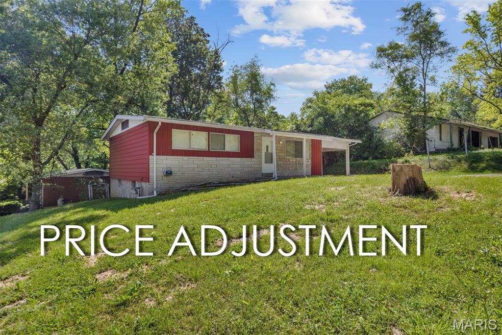 10216 Green Valley Drive Property Photo 1
