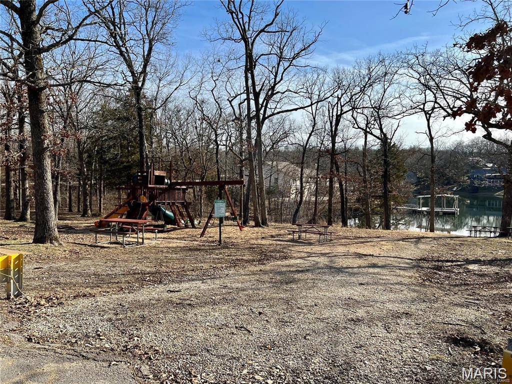 115 Summer Set Drive Property Photo 4