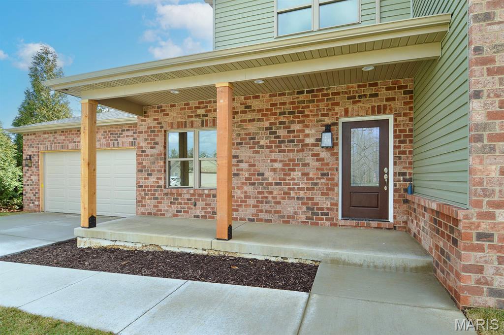 19 Adderly Lane Property Photo 3