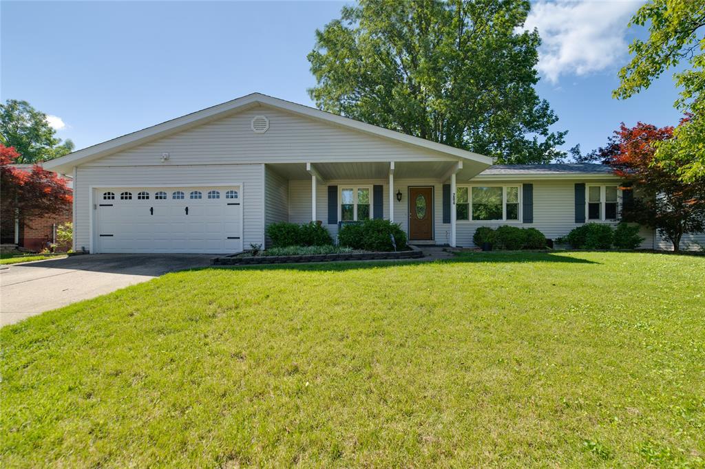 204 Chestnut Drive Property Photo 1