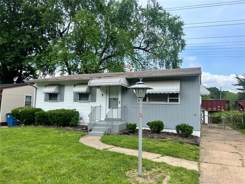 11876 Criterion Avenue Property Photo 1