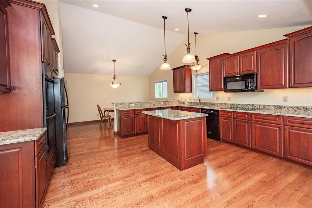 484 Dana Meadows Lane Property Photo 13