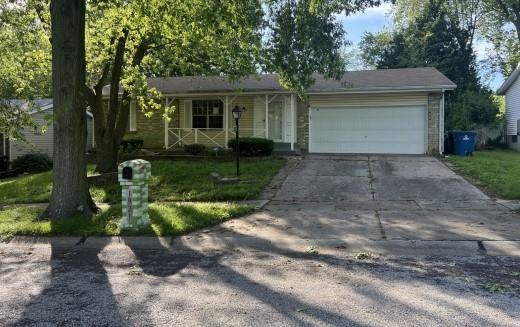 1921 Lakeheights Lane Property Photo 1