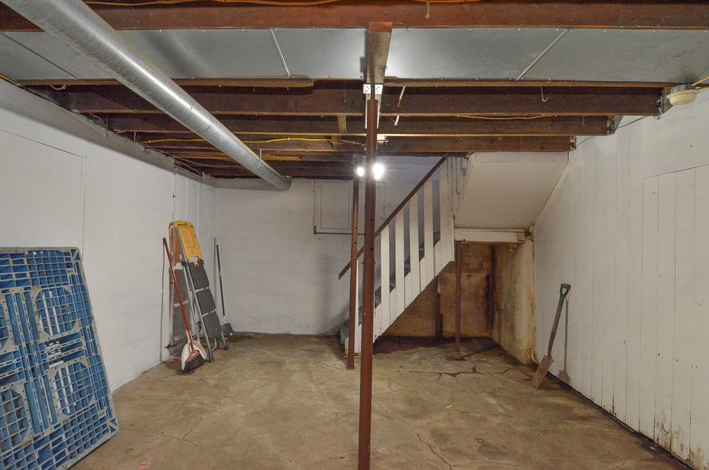 405 S Main Street Property Photo 51