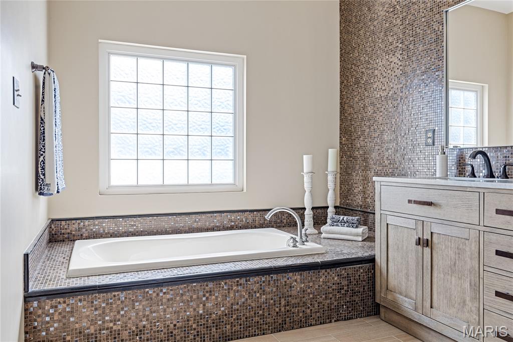 5337 Enchanted Drive Property Photo 36