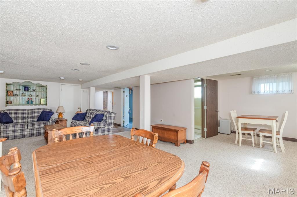 4319 Sinnwell Drive Property Photo 30