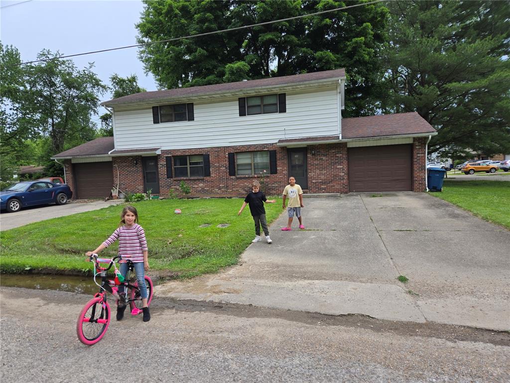 2412 Ne Sunny Lane Property Photo 1