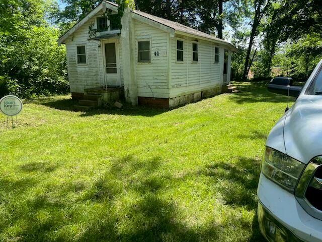 8048 Riverview Drive Property Photo 1