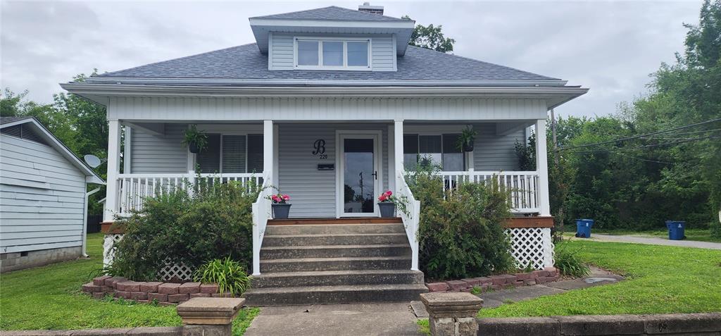220 N 9th Street