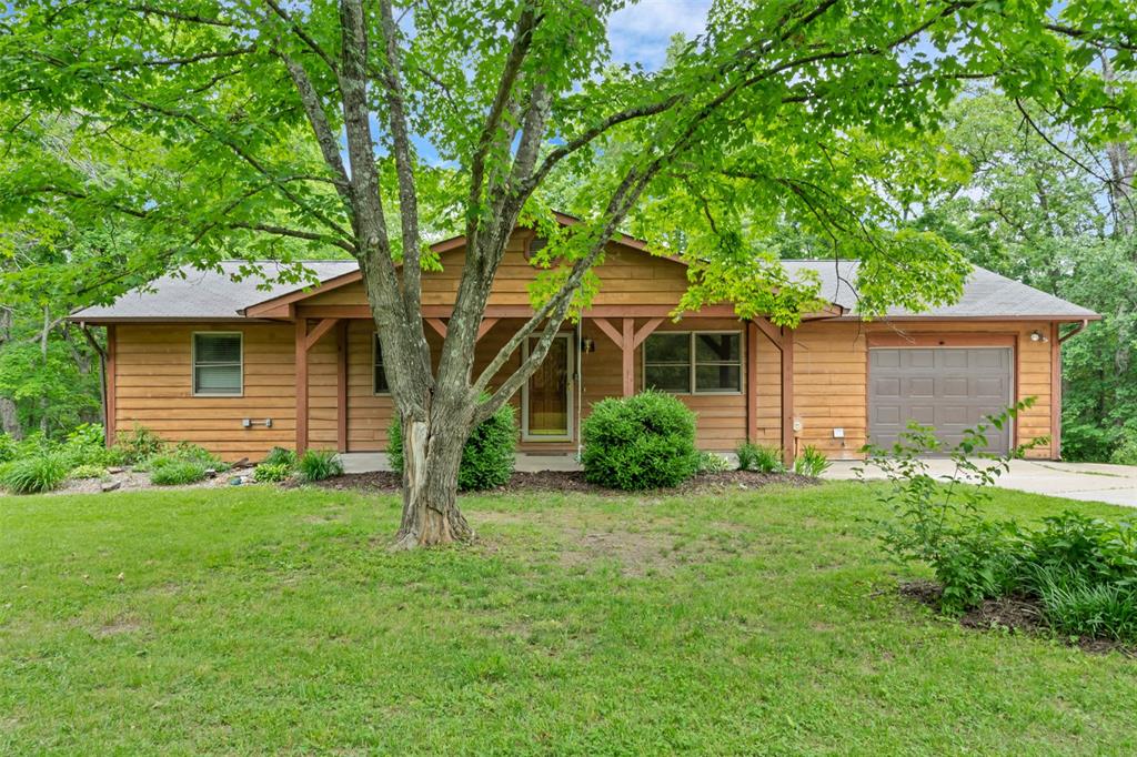 1273 Highway AM