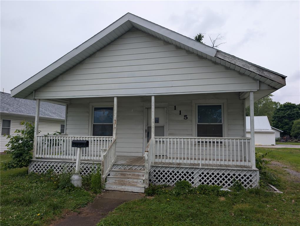 115 W Maple Street Property Photo 1