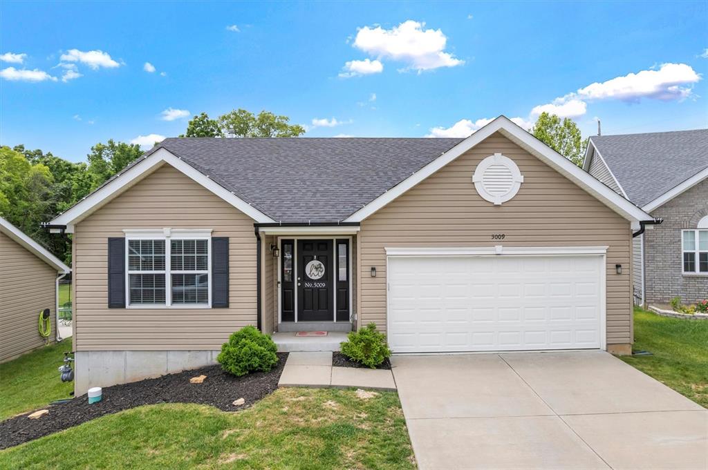 5009 Eagle Wing Court Property Photo 1
