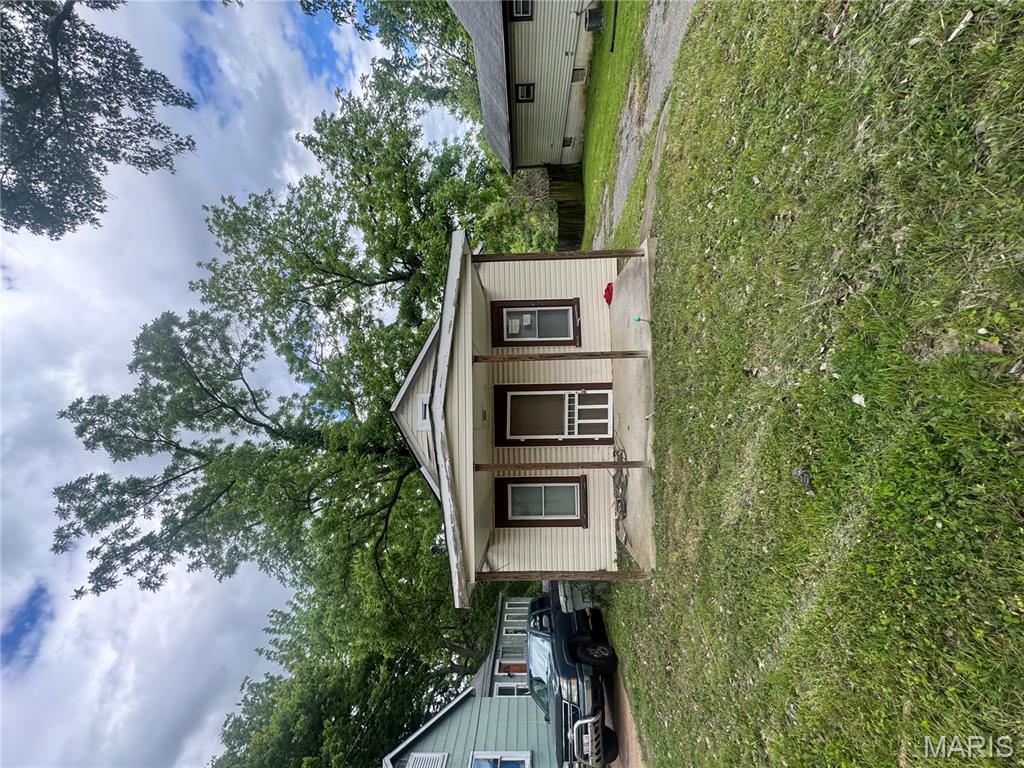 9822 Lilac Drive Property Photo