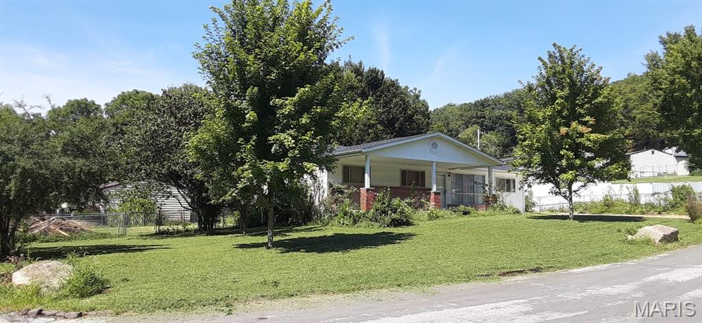 76 Delores Drive Property Photo 1