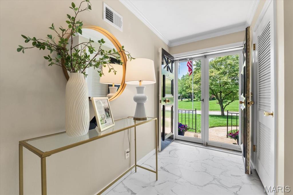 2 Ridgegate Drive Property Photo 3