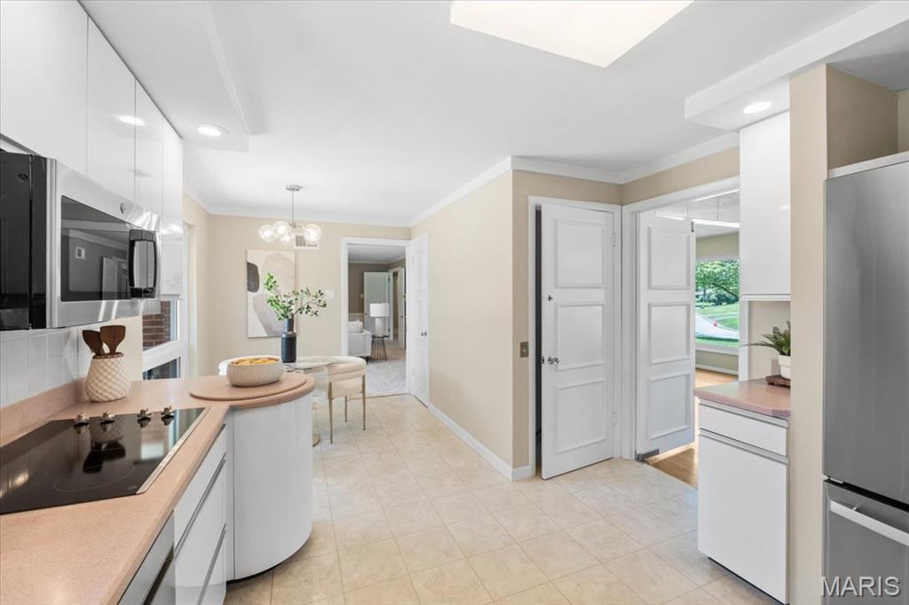 2 Ridgegate Drive Property Photo 12