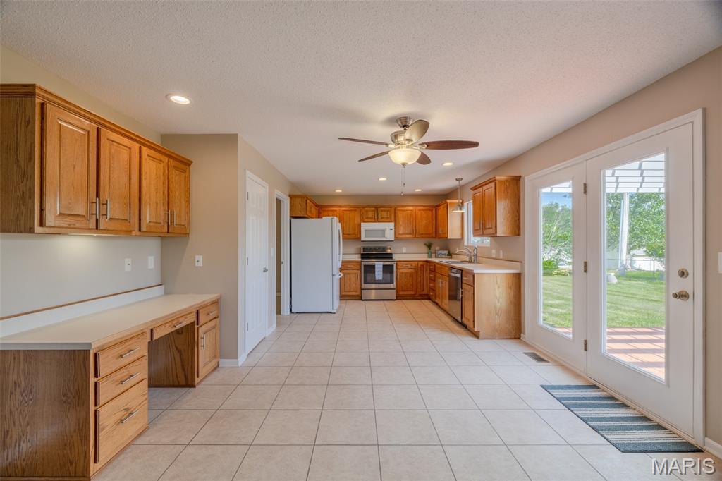 20237 Oak Ridge Property Photo 7