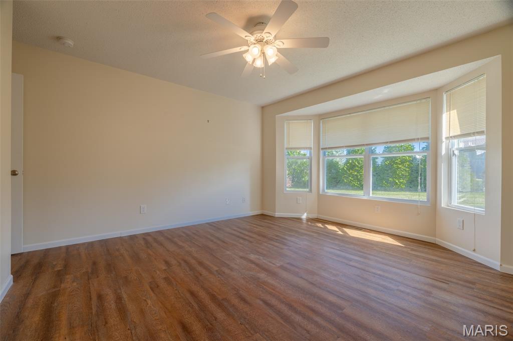 20237 Oak Ridge Property Photo 12