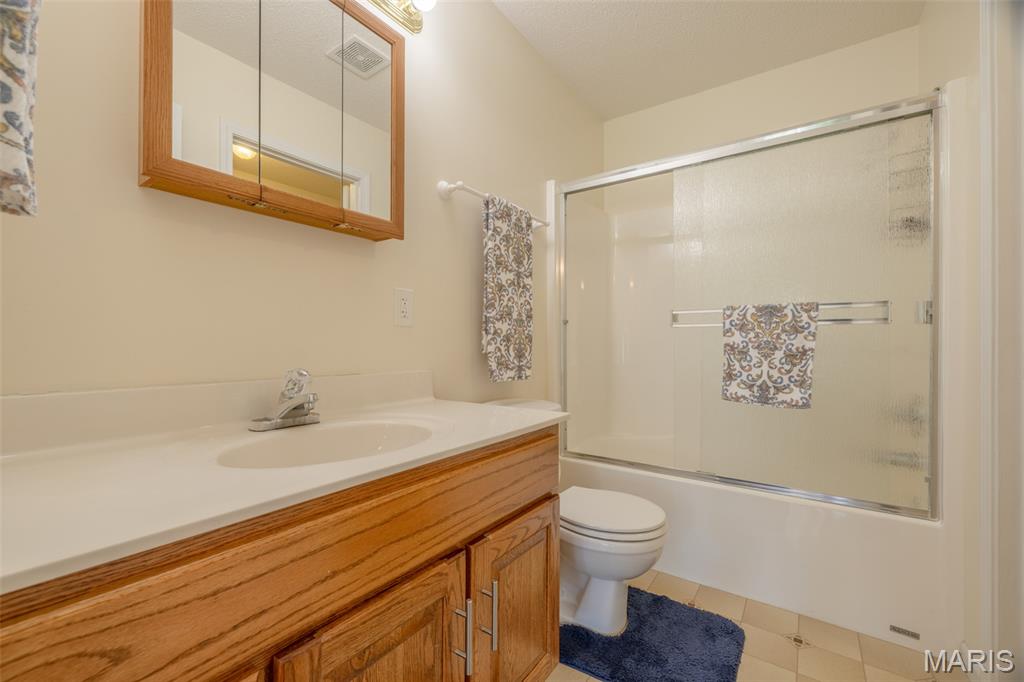 20237 Oak Ridge Property Photo 14