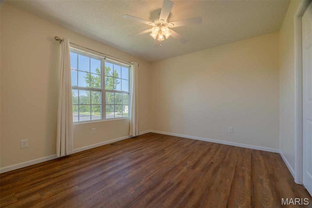 20237 Oak Ridge Property Photo 16
