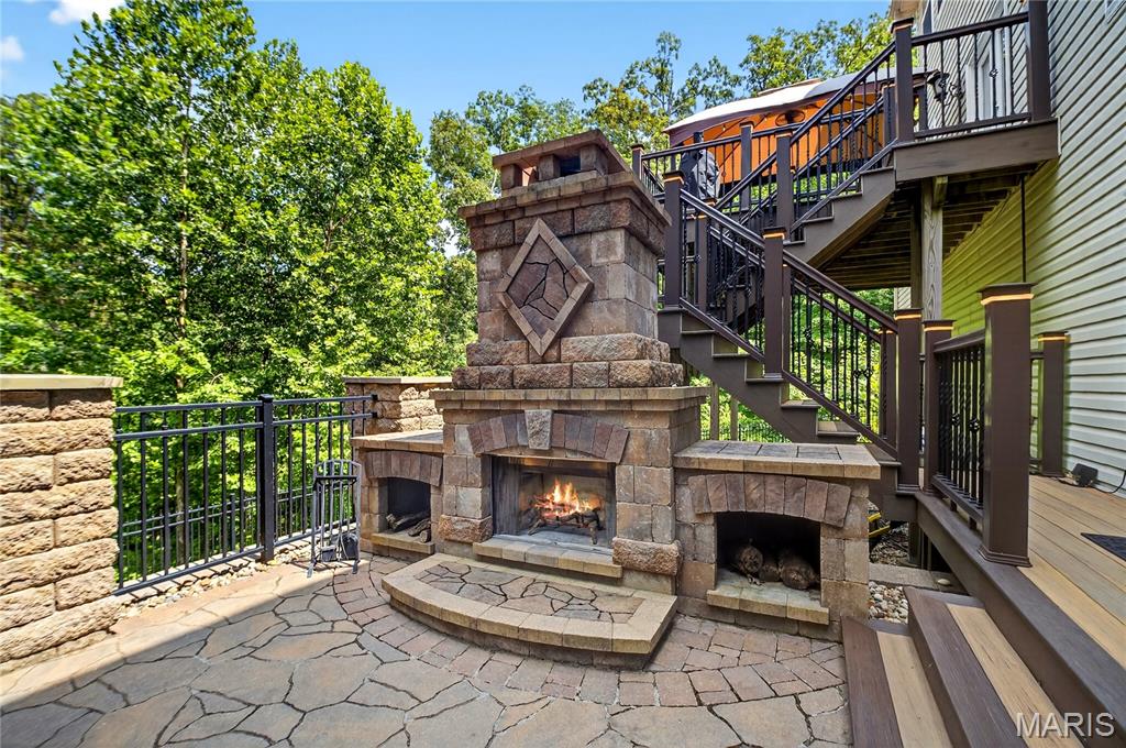 2657 Forest Glen Drive Property Photo 4