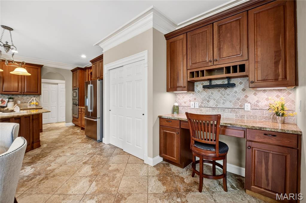 2657 Forest Glen Drive Property Photo 24