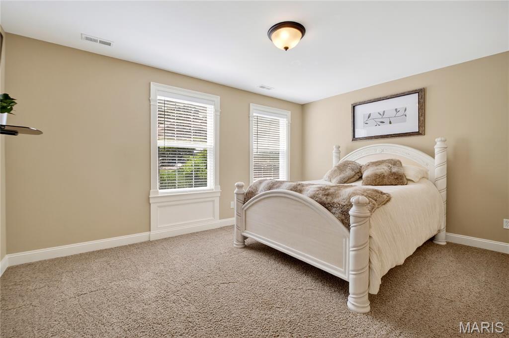 2657 Forest Glen Drive Property Photo 40