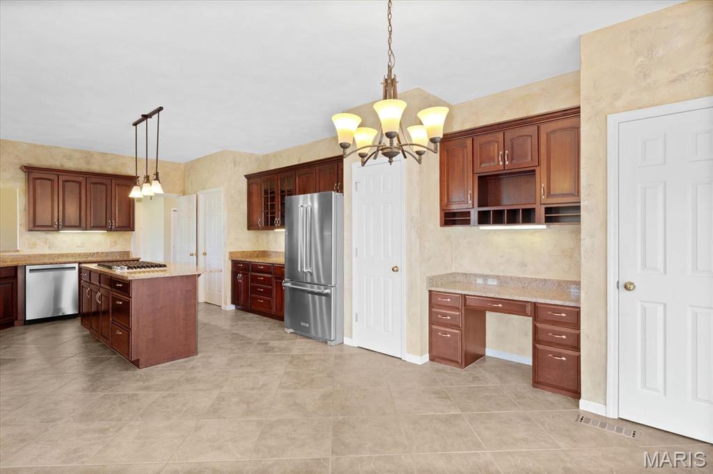1609 10th Fairway Drive Property Photo 11