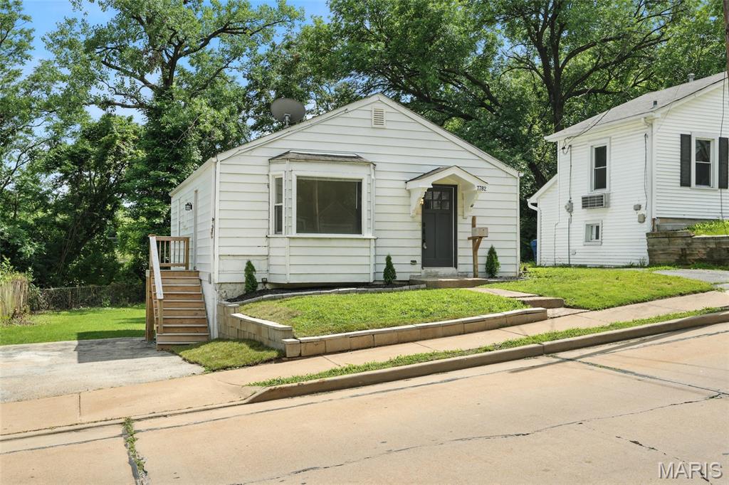 7782 Folk Avenue Property Photo 1
