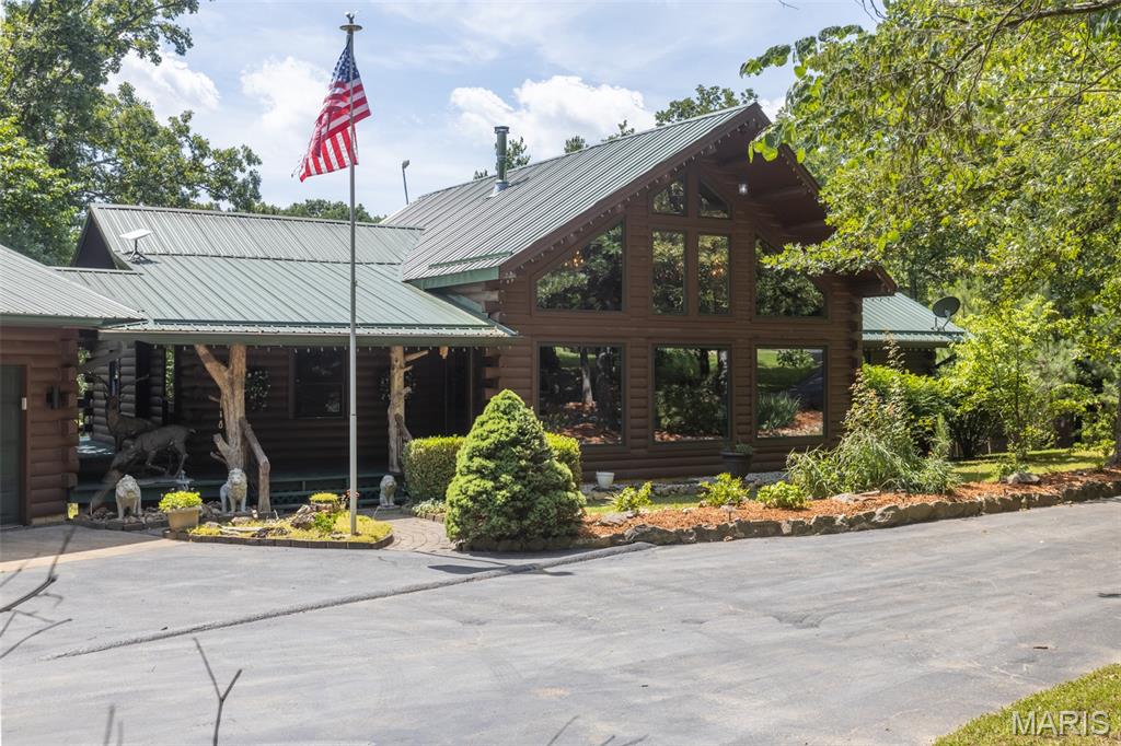 5049 Remington Road Property Photo