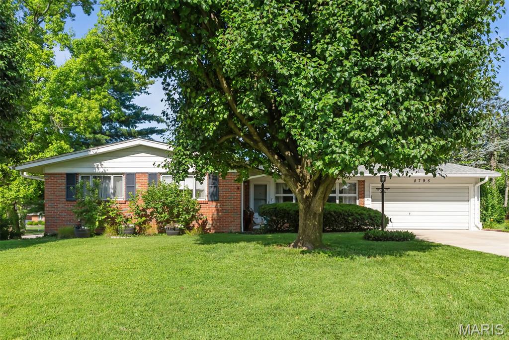 8795 Sturdy Drive Property Photo 1