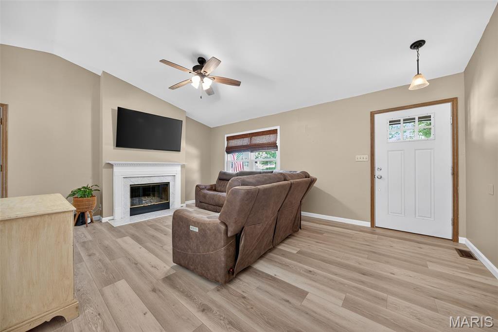 2501 Mcclay Gardens Drive Property Photo 7