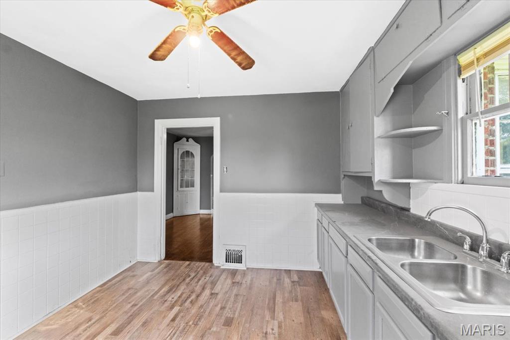 3807 Lawler Drive Property Photo 11