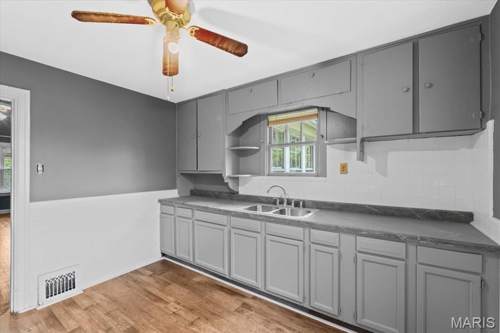 3807 Lawler Drive Property Photo 12