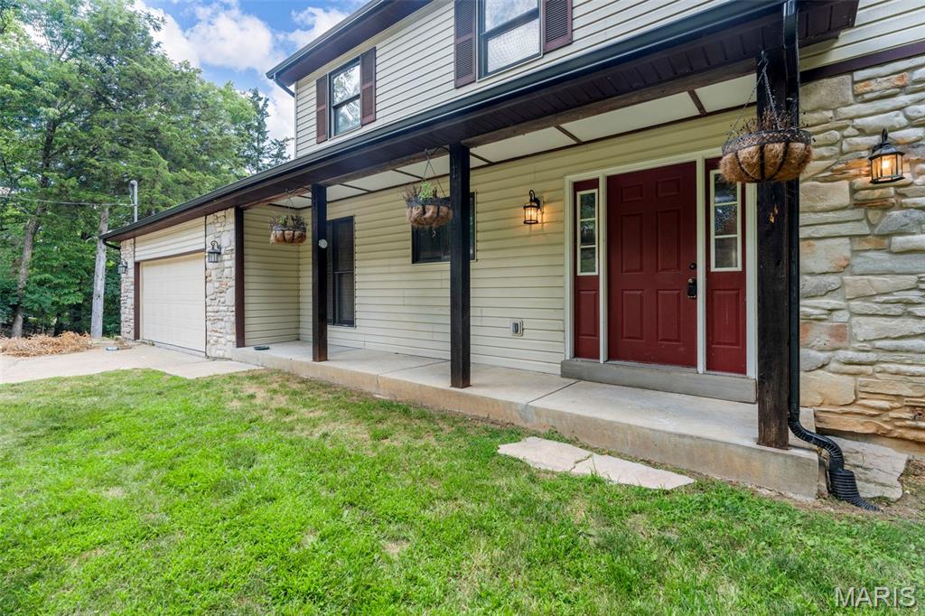 134 N Kings Road Property Photo 3