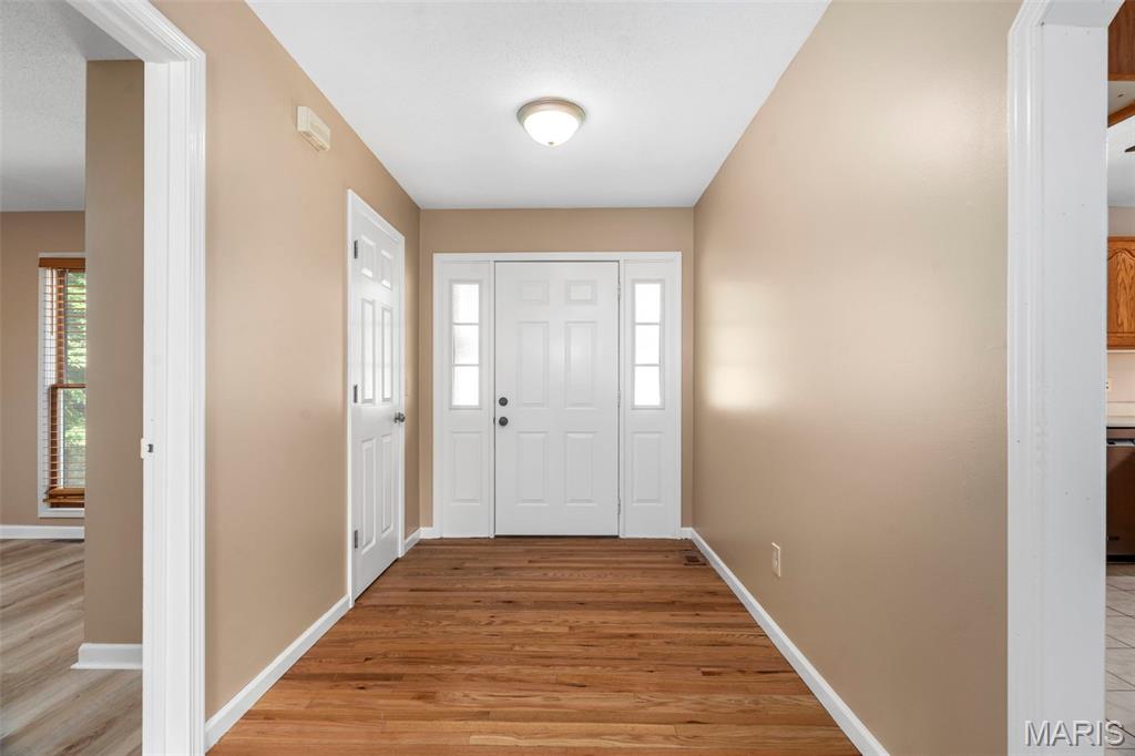 134 N Kings Road Property Photo 5