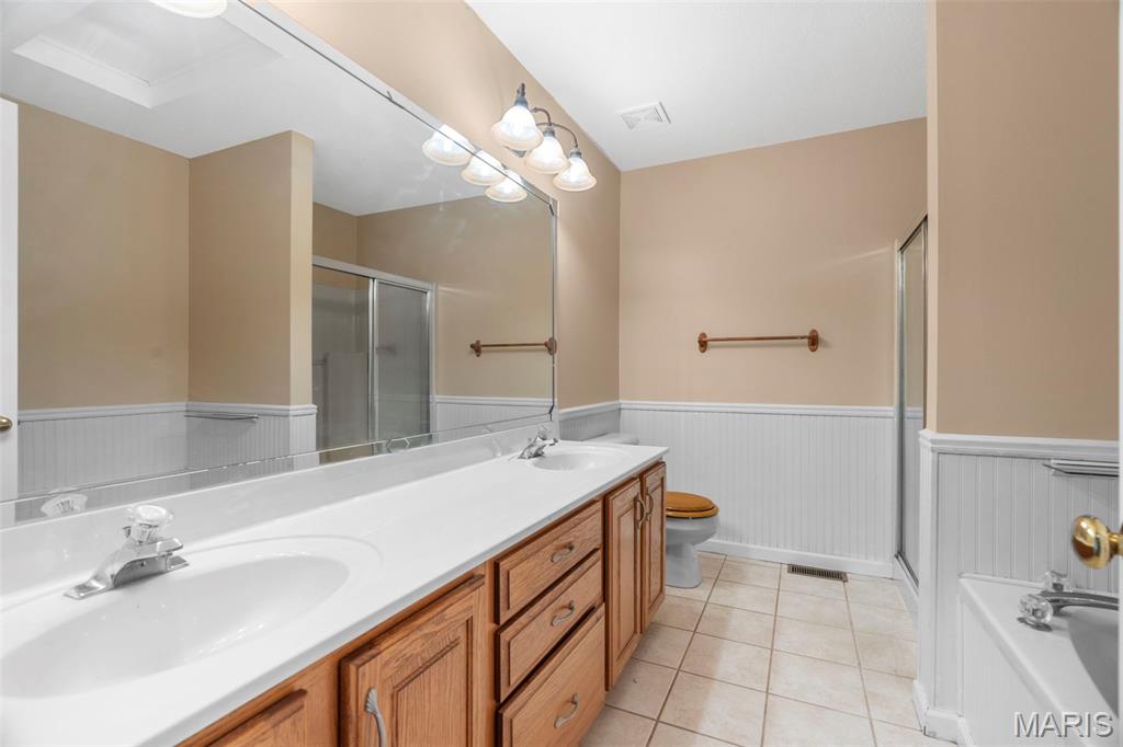 134 N Kings Road Property Photo 27