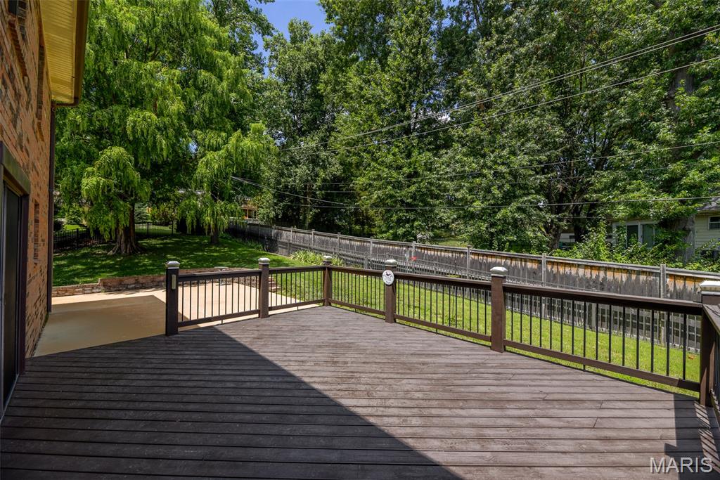 4609 Parrot Court Property Photo 6