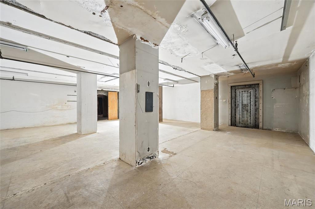 304 N Broadway A Property Photo 4