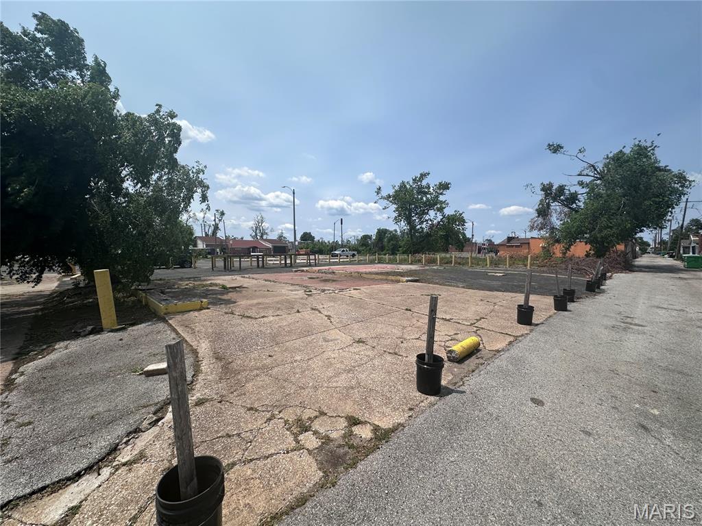 4255 E Natural Bridge Avenue Property Photo 1