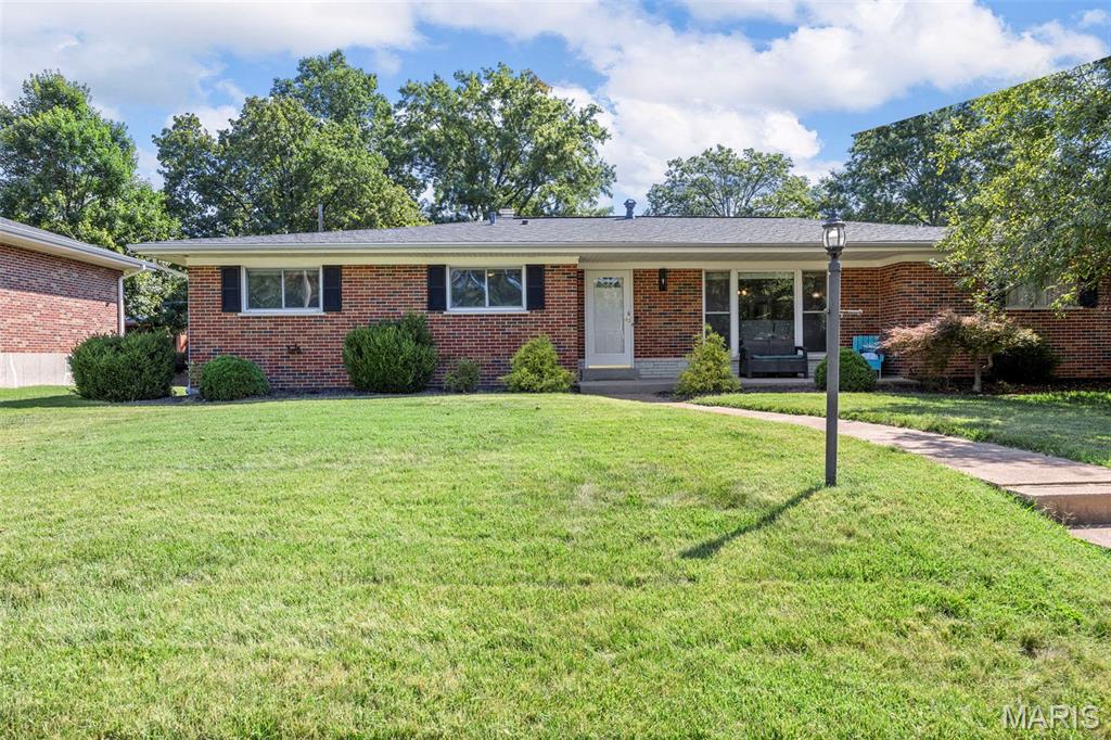 8840 Glenwood Drive Property Photo 2
