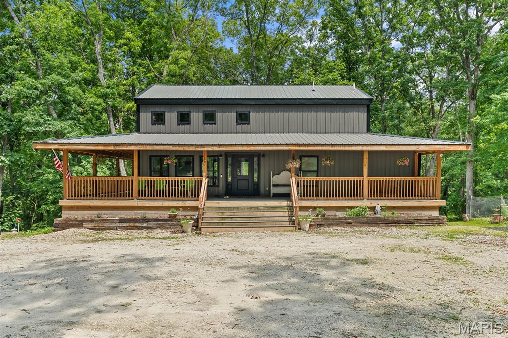 220 Bridle Trail Drive Property Photo 1