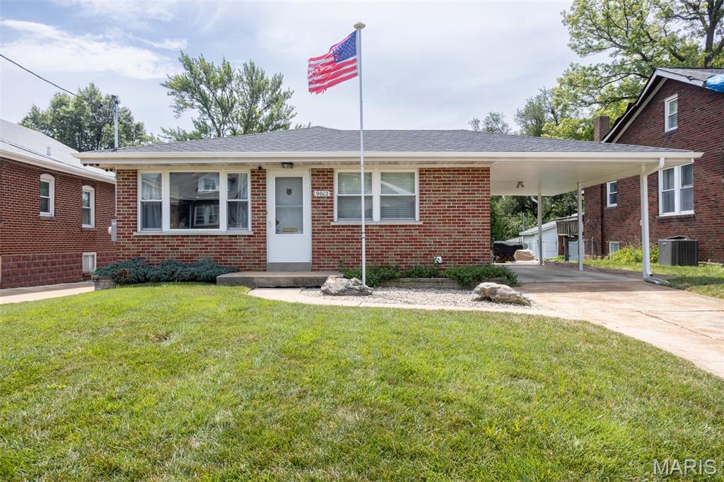 9012 Windom Avenue Property Photo 1