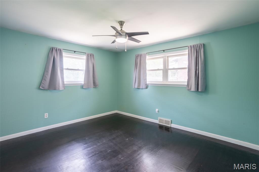 9012 Windom Avenue Property Photo 15