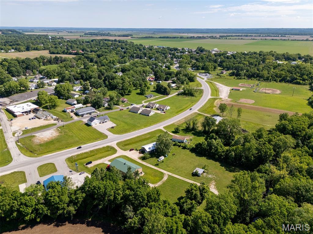 960 Highway B Property Photo 2