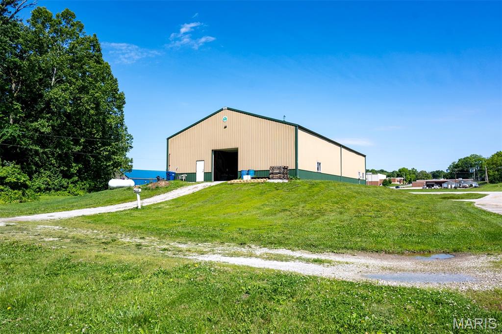 960 Highway B Property Photo 25