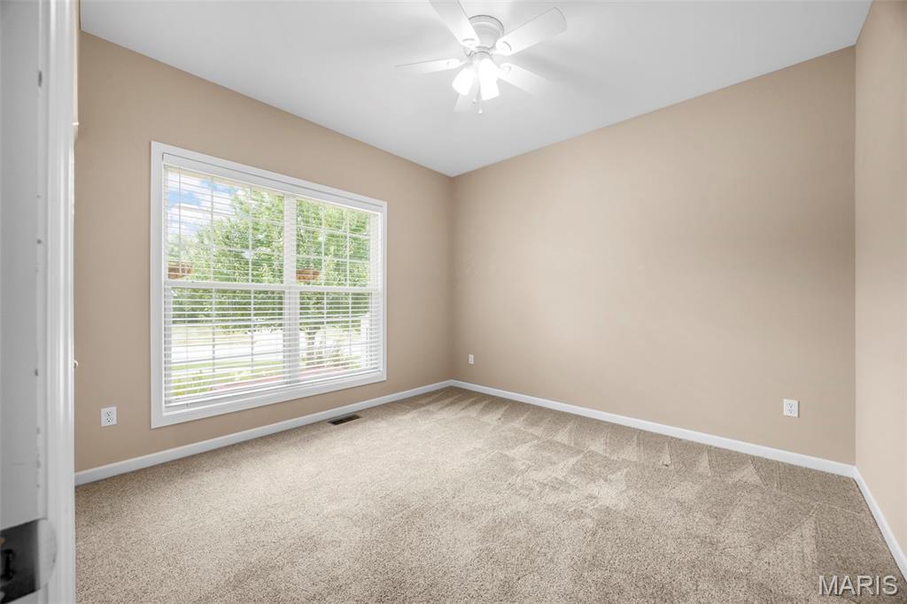 4024 Riverdell Drive Property Photo 24