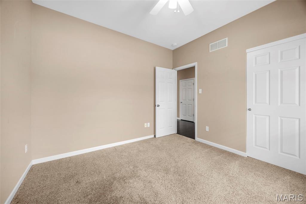 4024 Riverdell Drive Property Photo 25