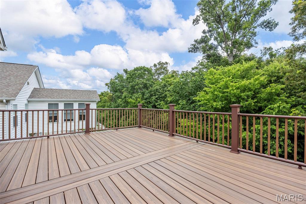 4024 Riverdell Drive Property Photo 32